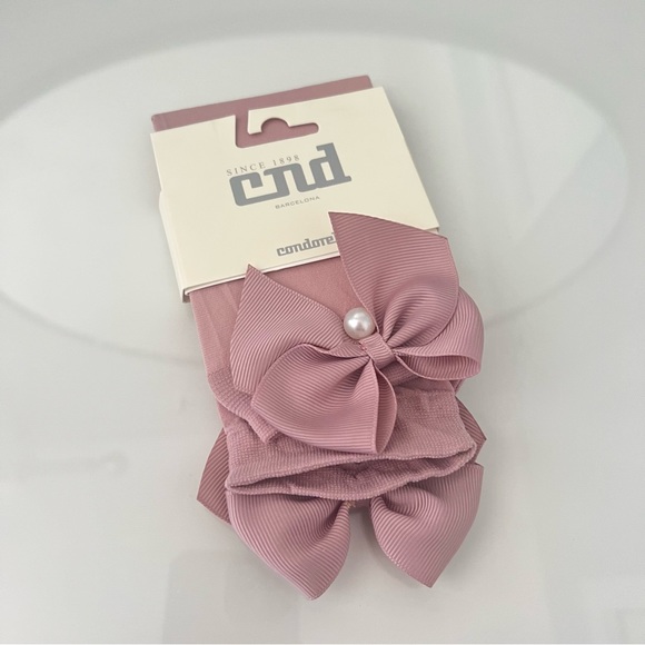 🆕Condor Souquet with bow and pearl Size 10/12 - Picture 1 of 3